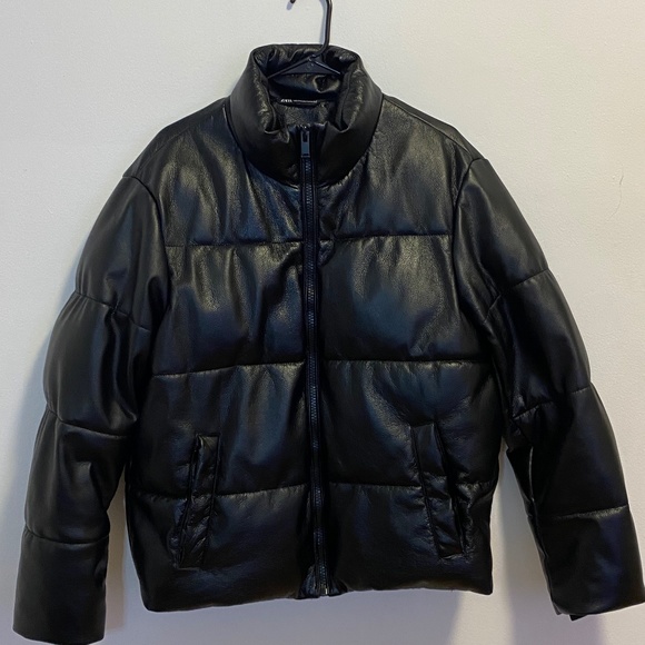 Zara l Coats l Jackets - Picture 3 of 4